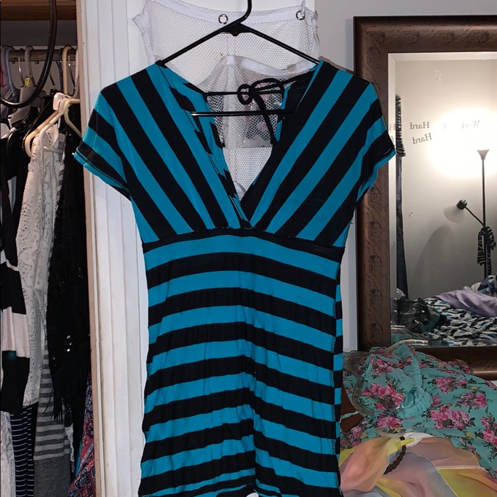 Teal and black stripped top